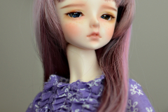 Ffion with pink hair