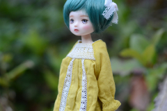 The green hair girl